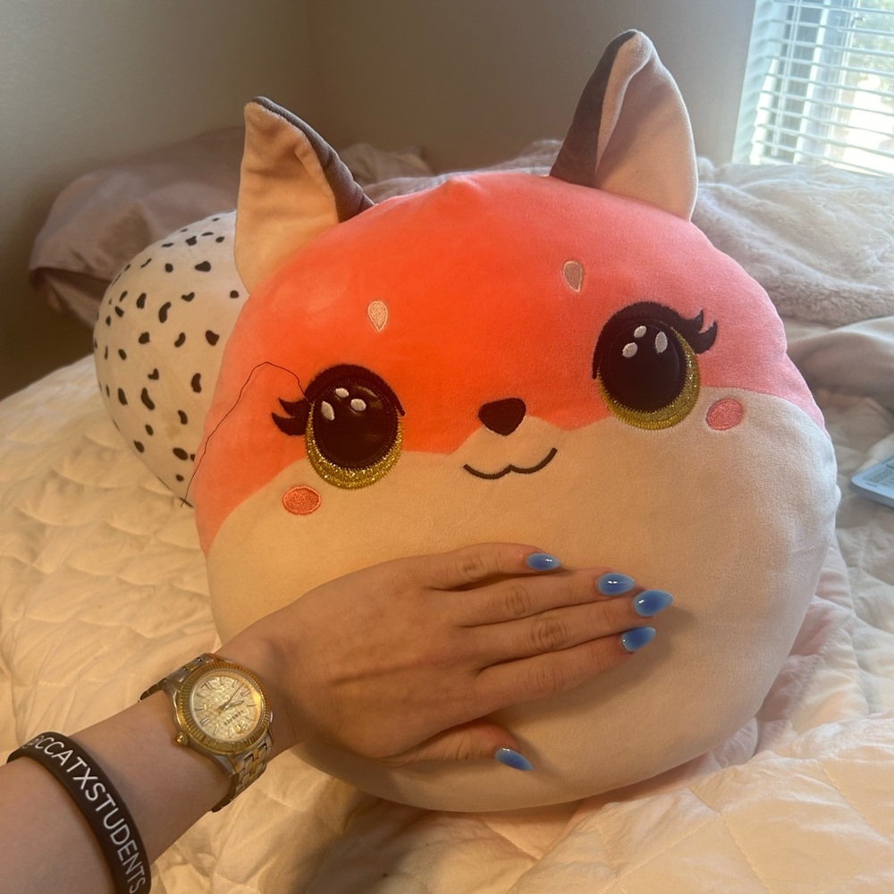 Large squishmallow